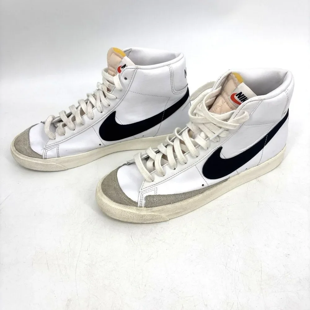Nike Blazer Mid '77 Vintage Women's Size 9.5 Sneakers White Black